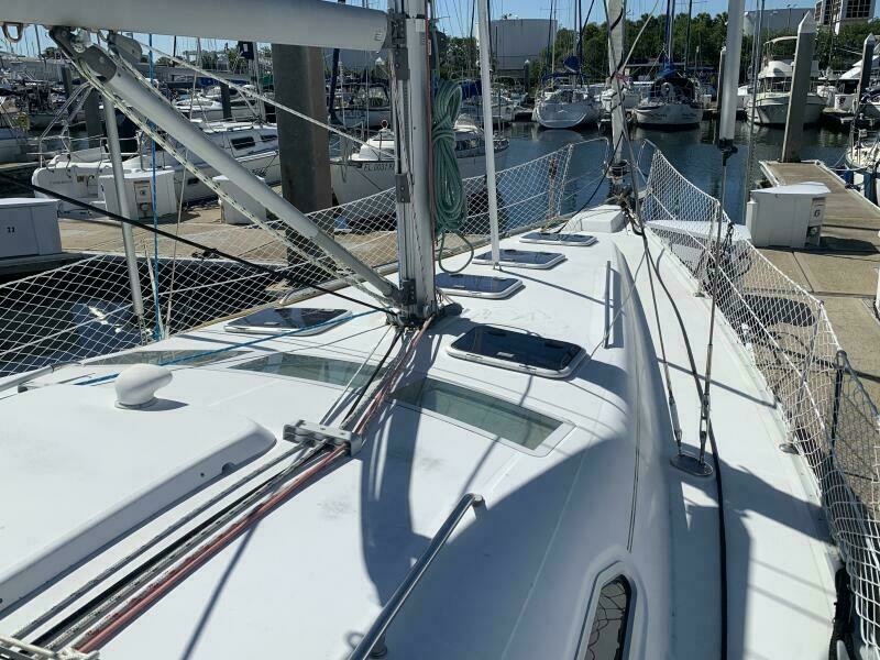 2004 Beneteau Oceanis 393