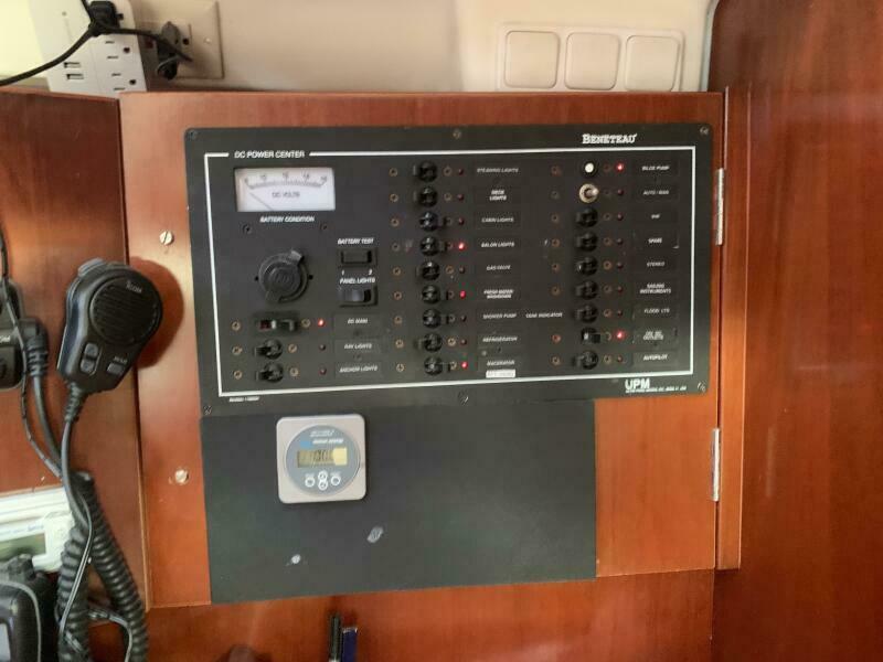2004 Beneteau Oceanis 393