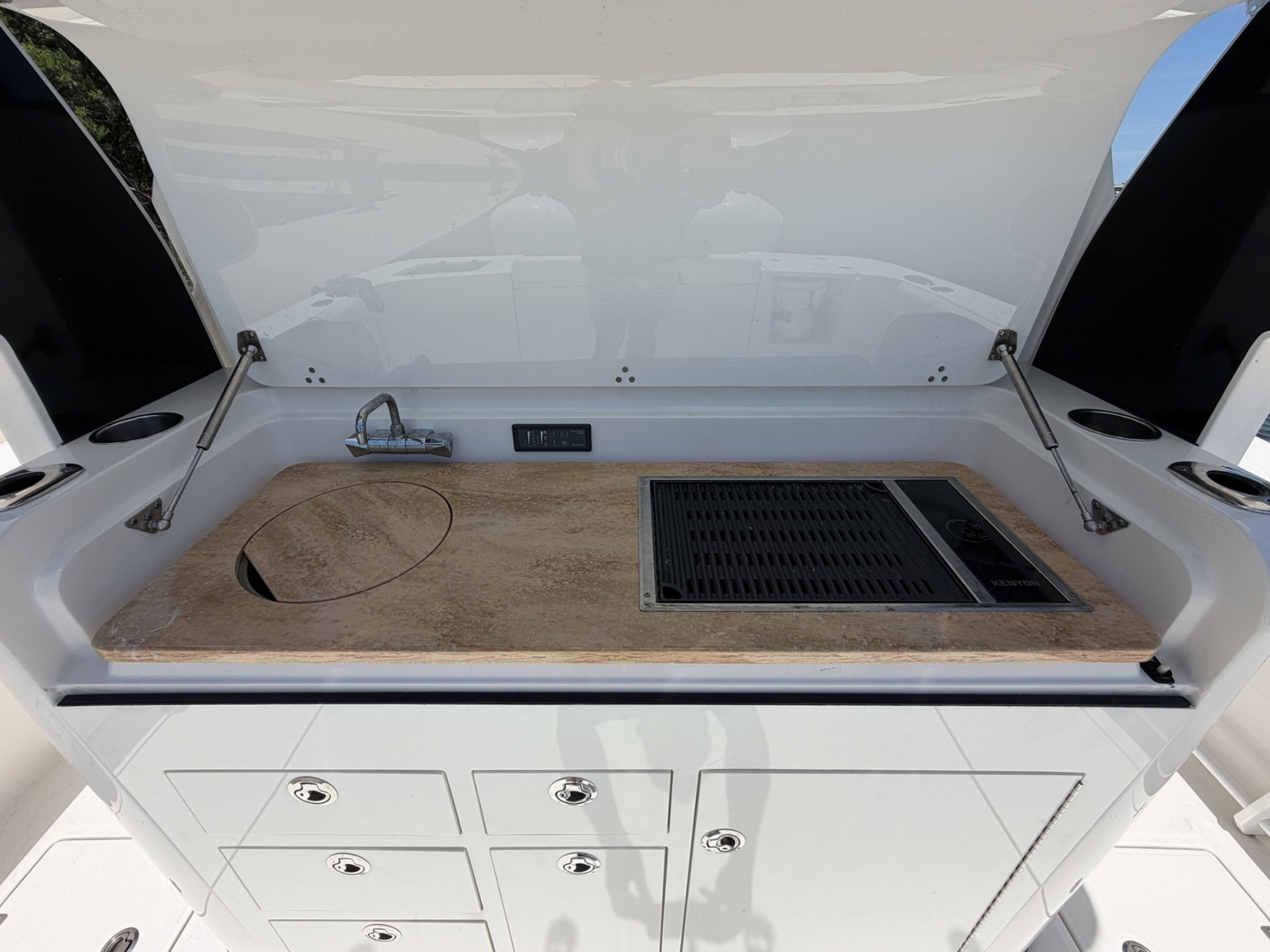 2016 Edgewater 368 CC