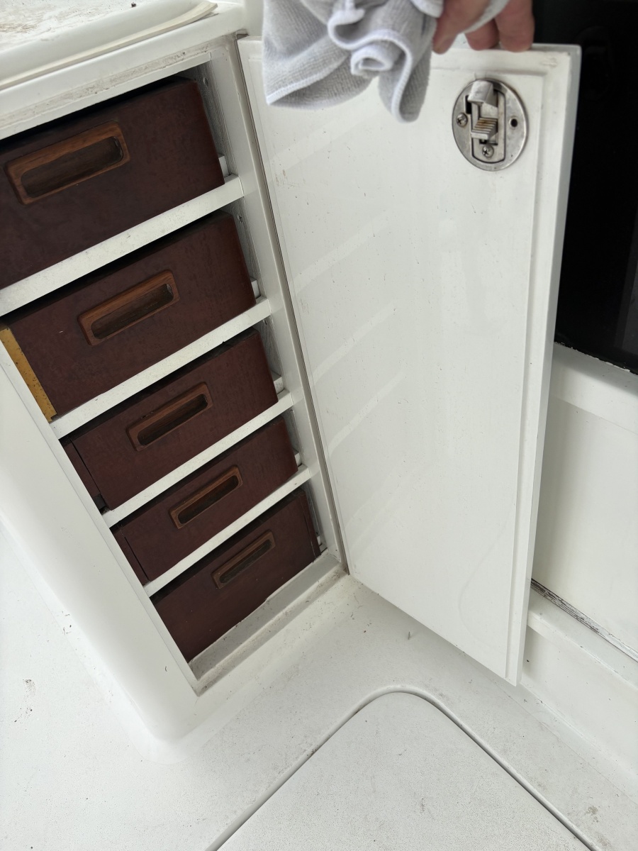 1972 Hatteras Convertible