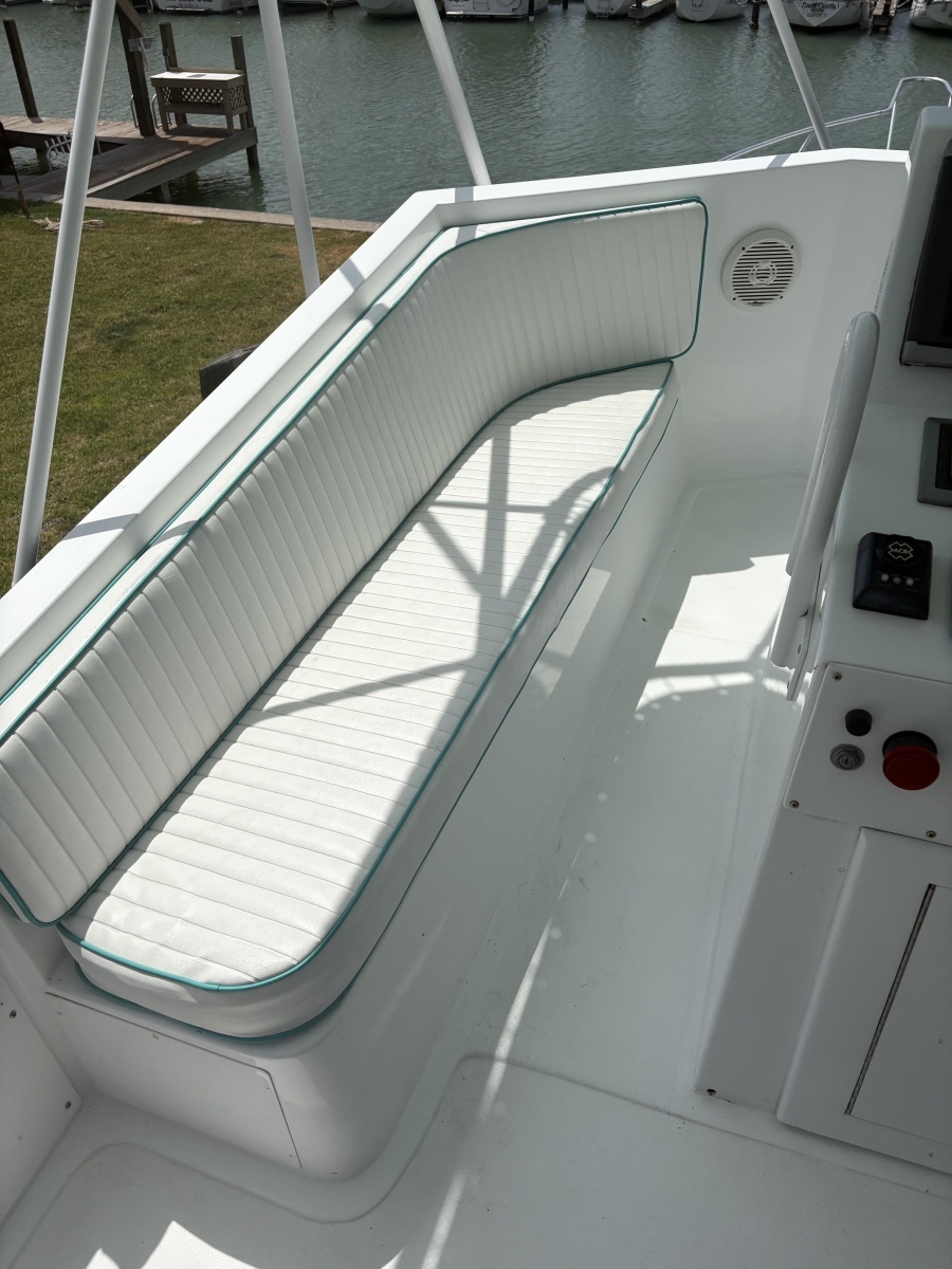 1972 Hatteras Convertible