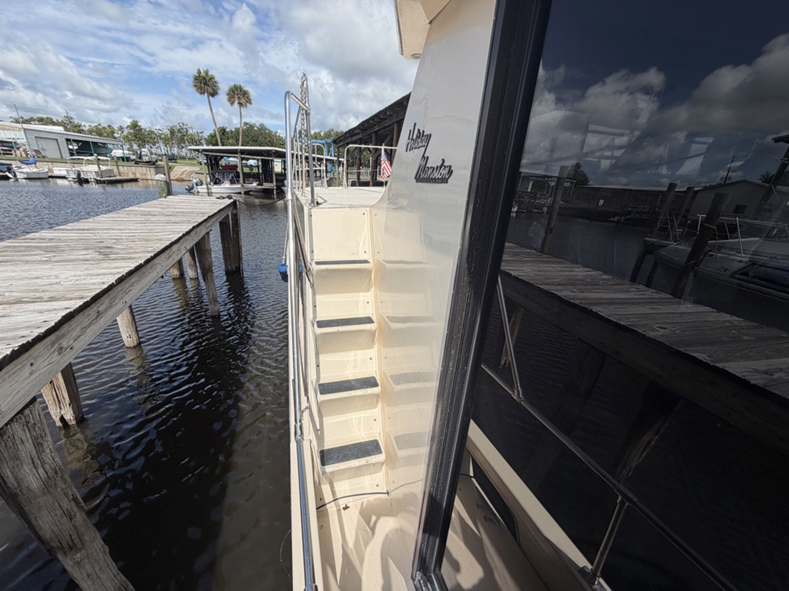 1987 Holiday Mansion Costal Barracuda