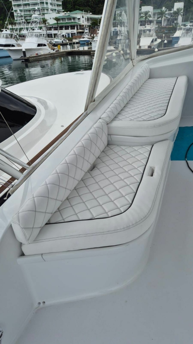 1998 American Custom Yachts 