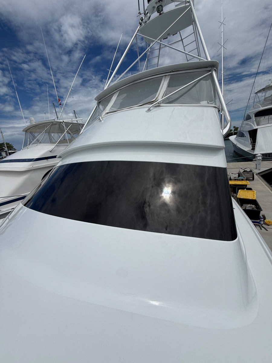 1998 American Custom Yachts 