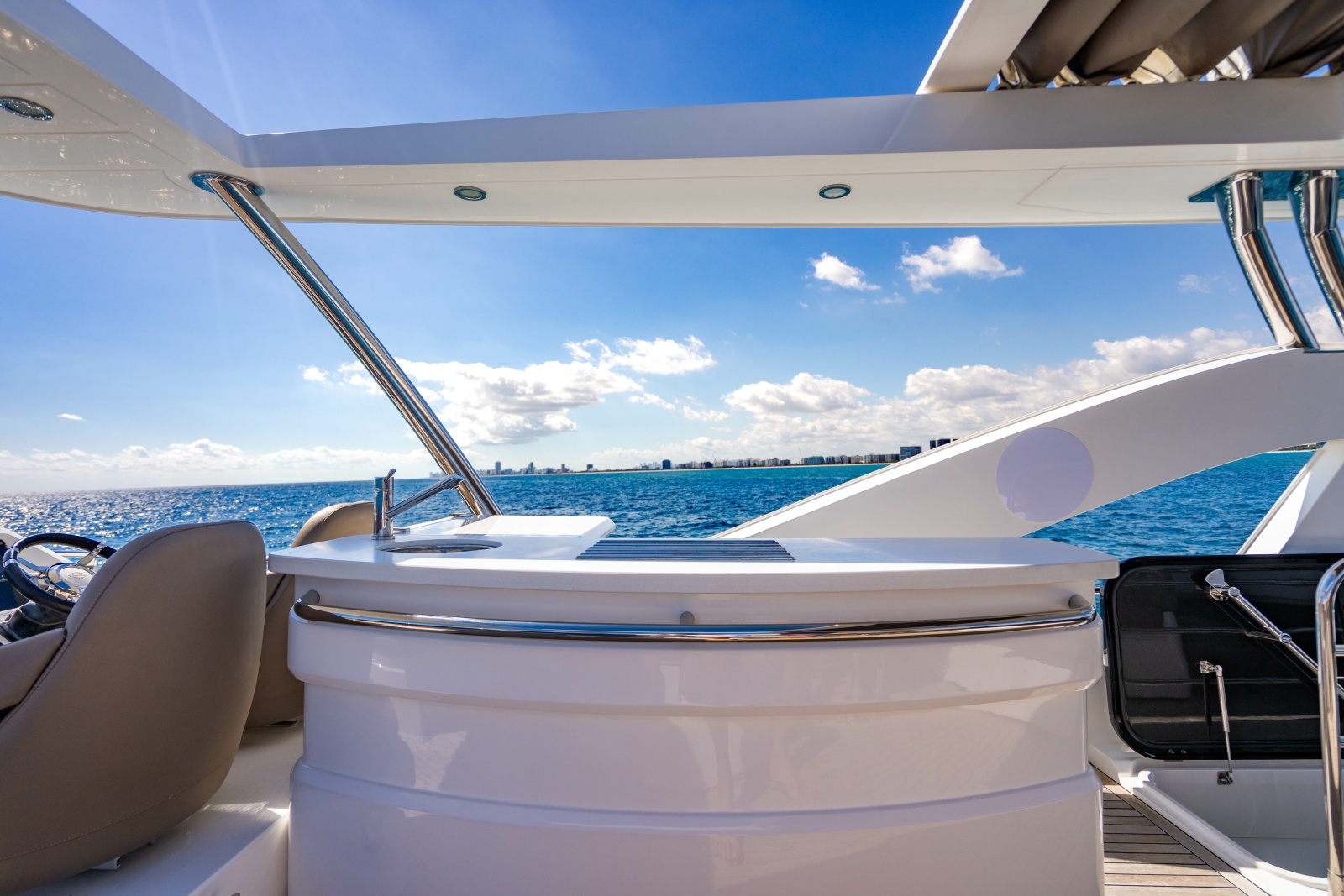 2014 Sunseeker Manhattan 73