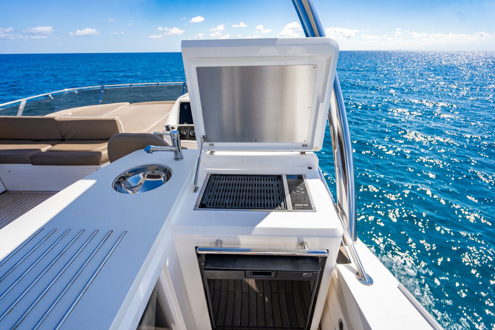 2014 Sunseeker Manhattan 73