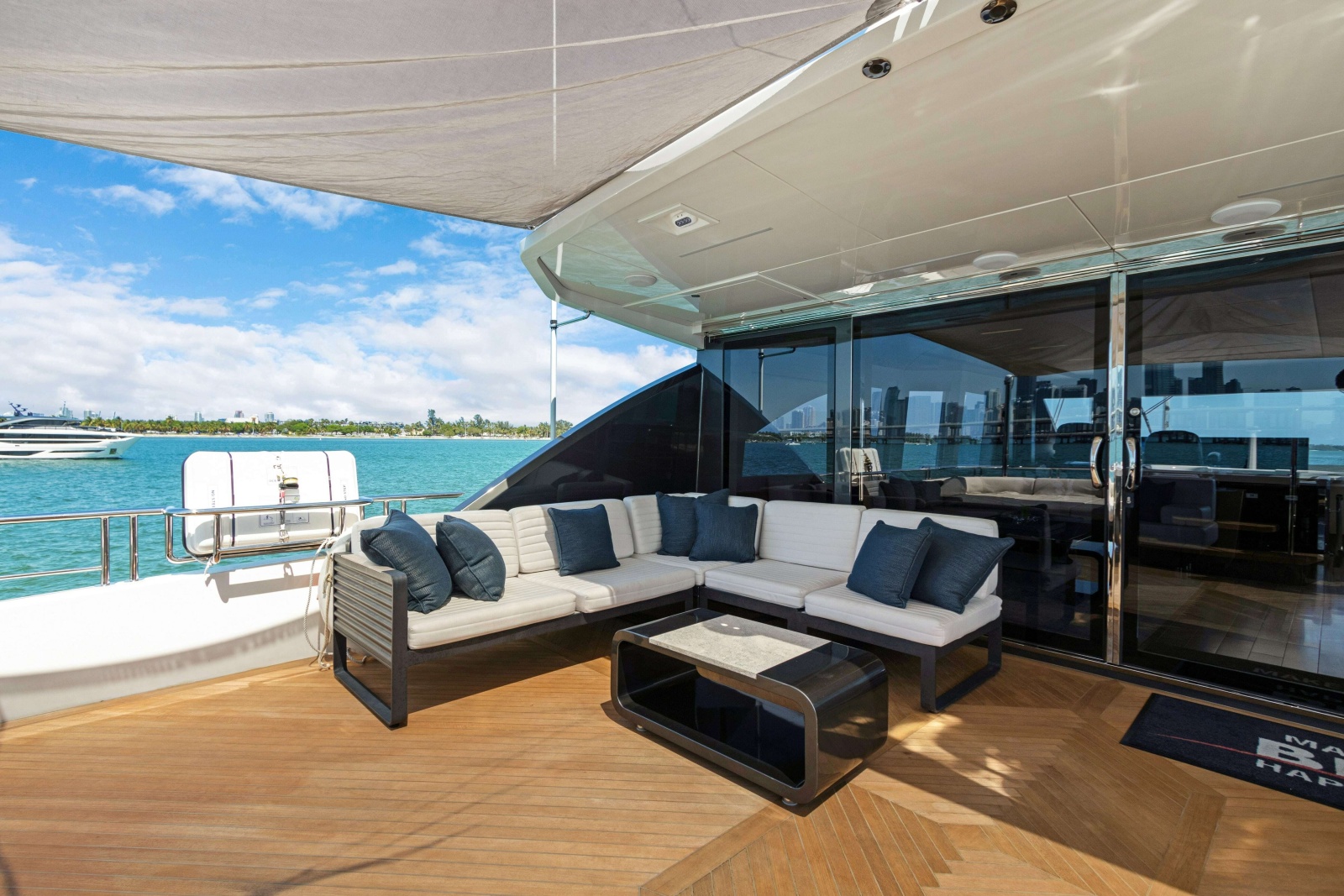 2024 Ocean Alexander 27R