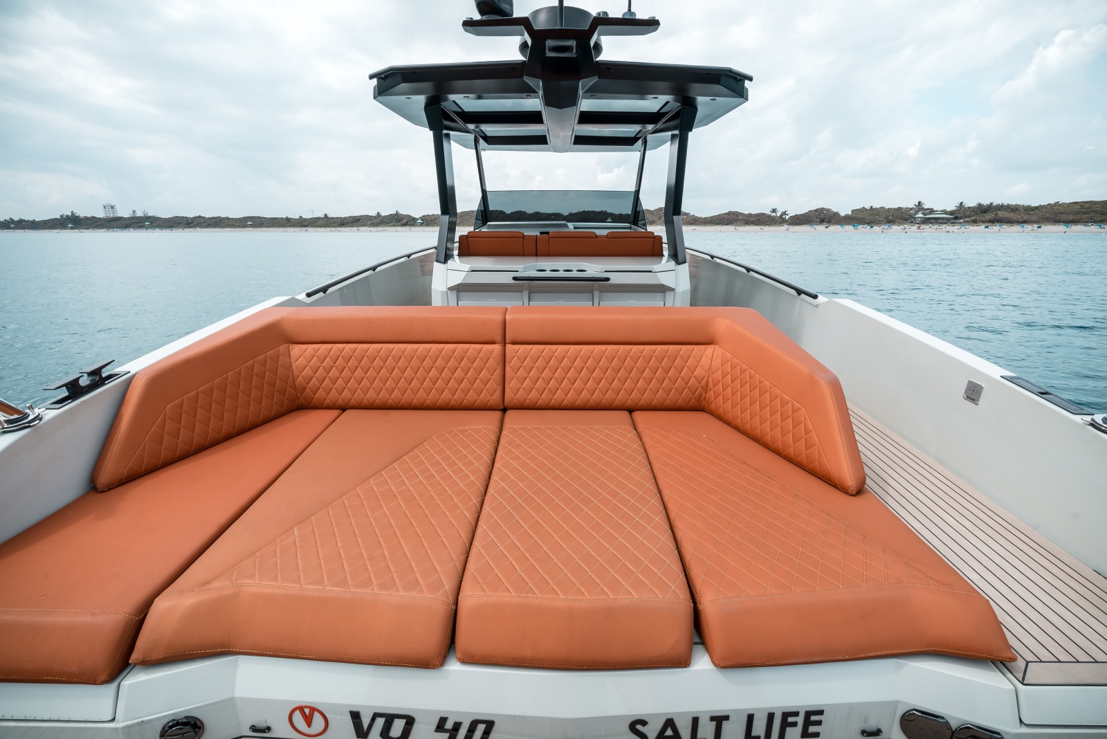 2024 Vanquish Yachts 40