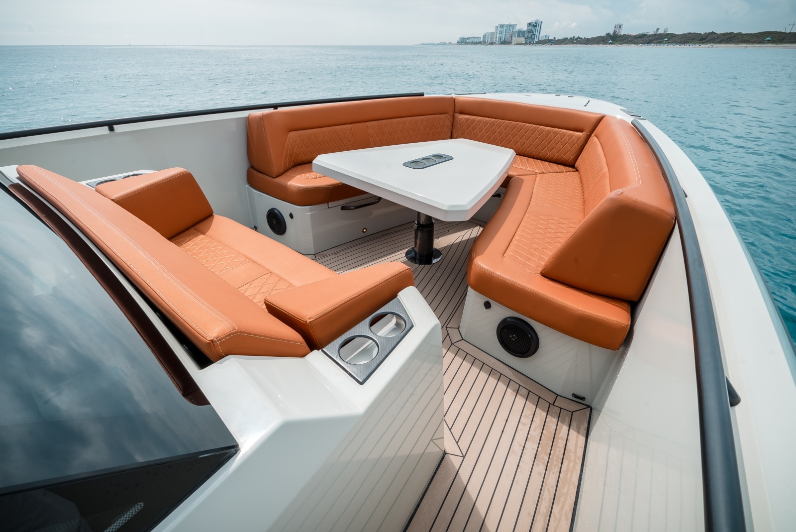 2024 Vanquish Yachts 40