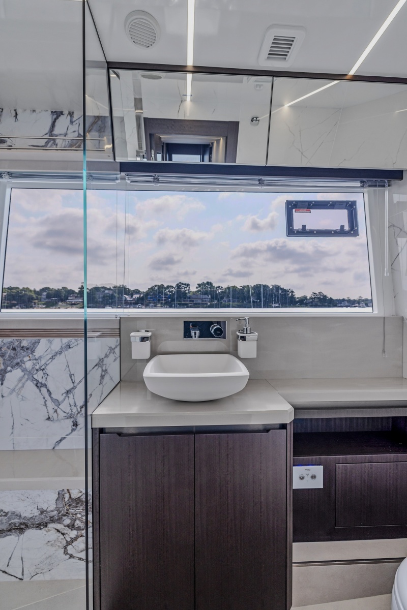 2024 Galeon 640