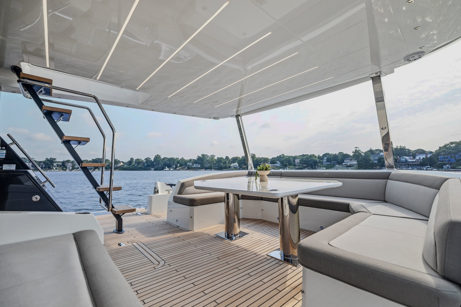 2024 Galeon 640