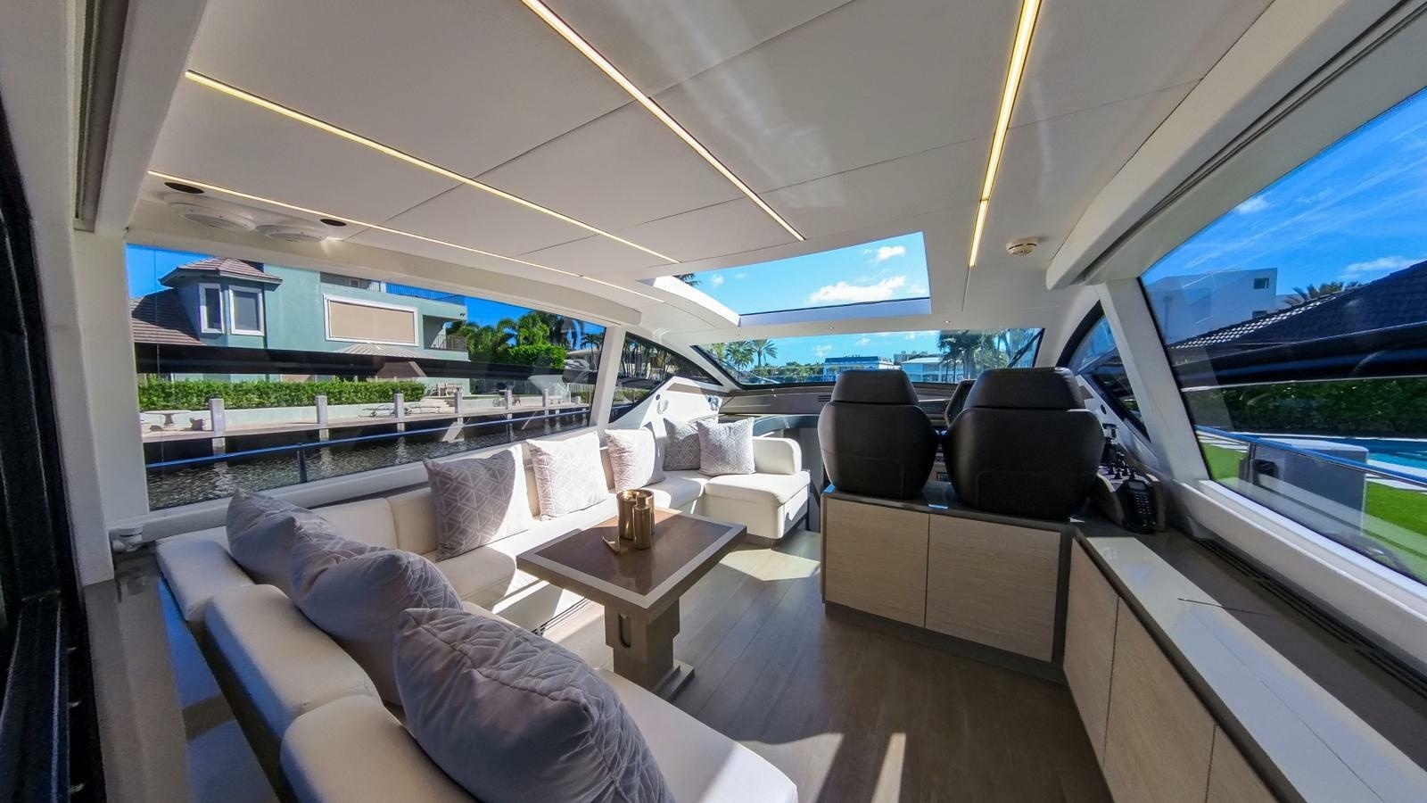 2024 Pershing 62