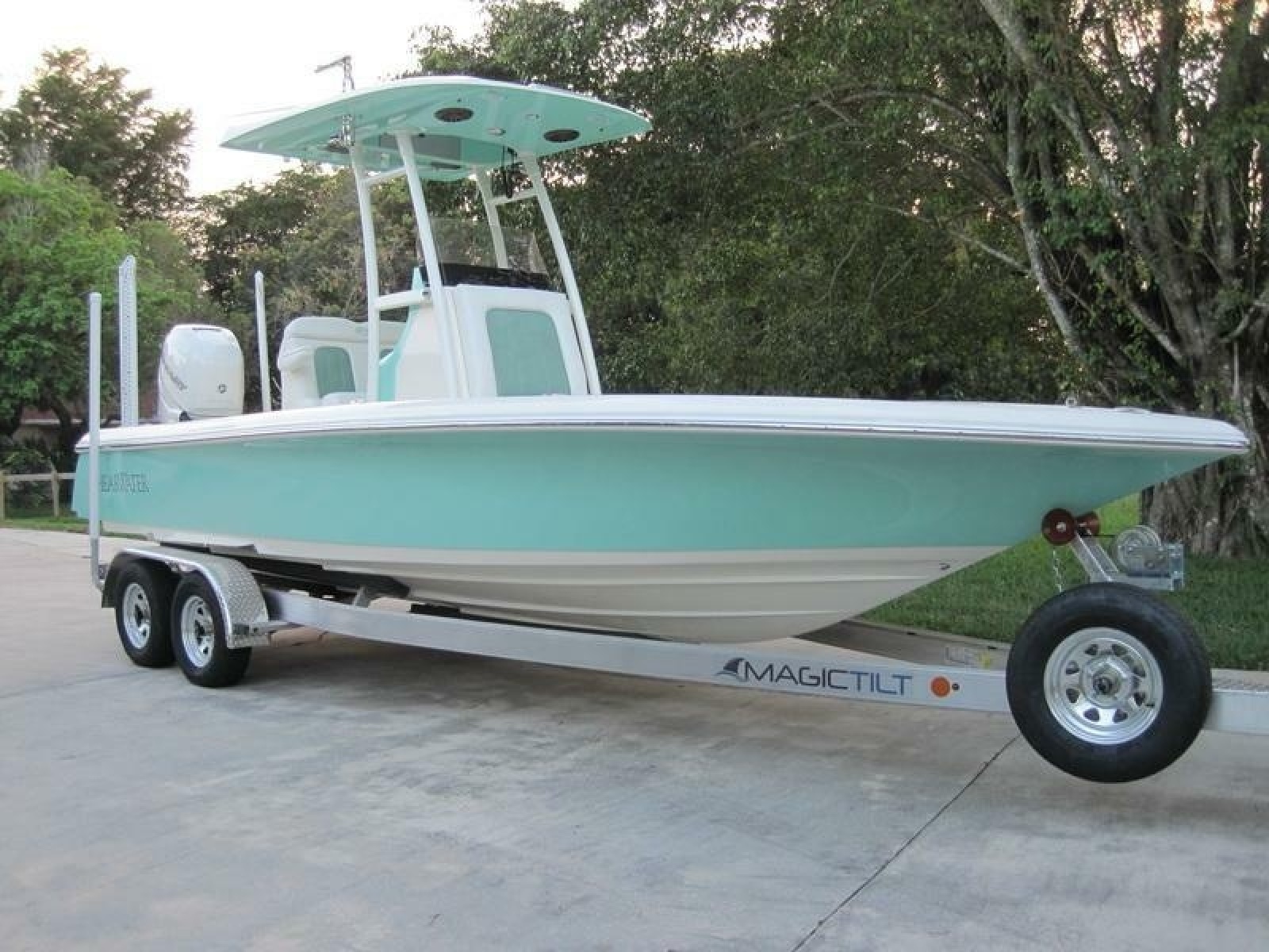 2021 ShearWater 250 Carolina Bay