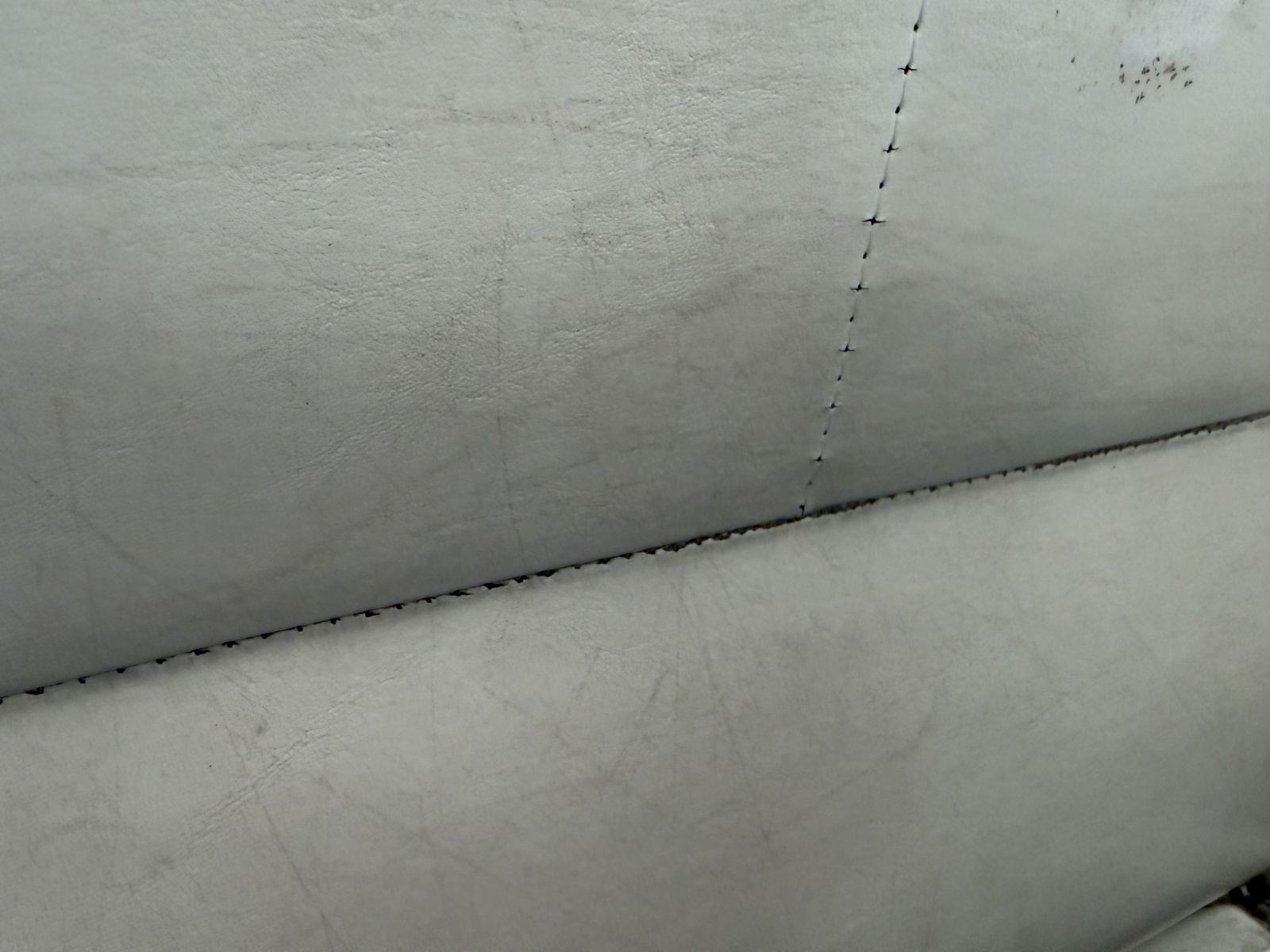 1996 Carver 310 Mid Cabin Express