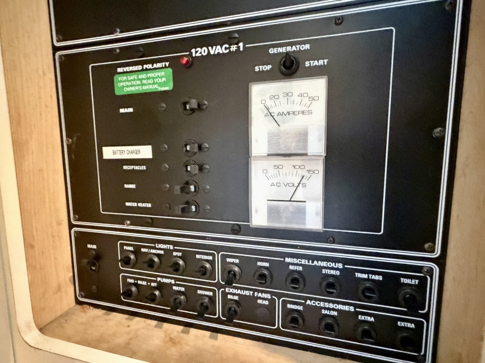 1996 Carver 310 Mid Cabin Express