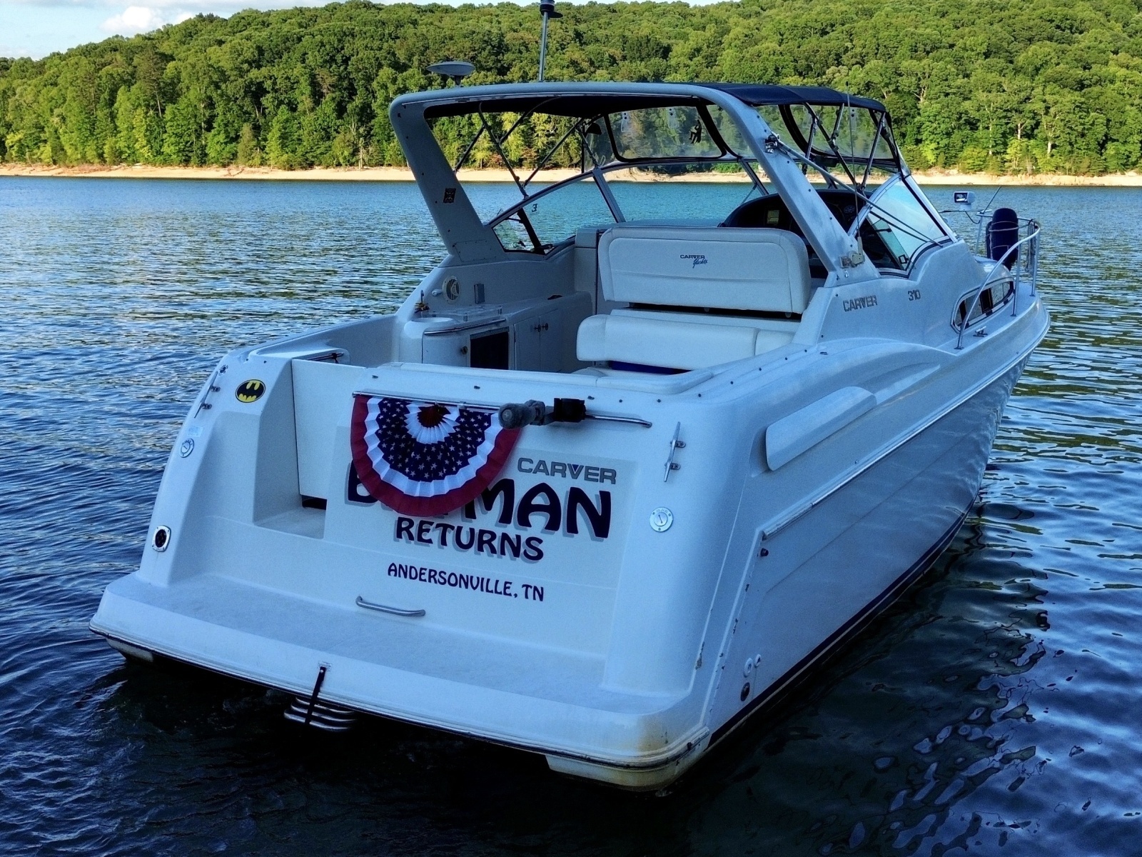 1996 Carver 310 Mid Cabin Express
