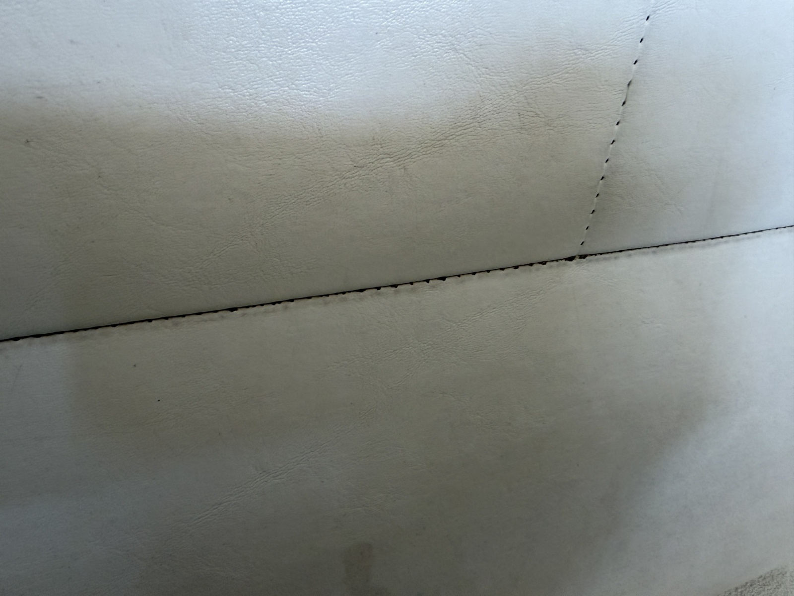 1996 Carver 310 Mid Cabin Express