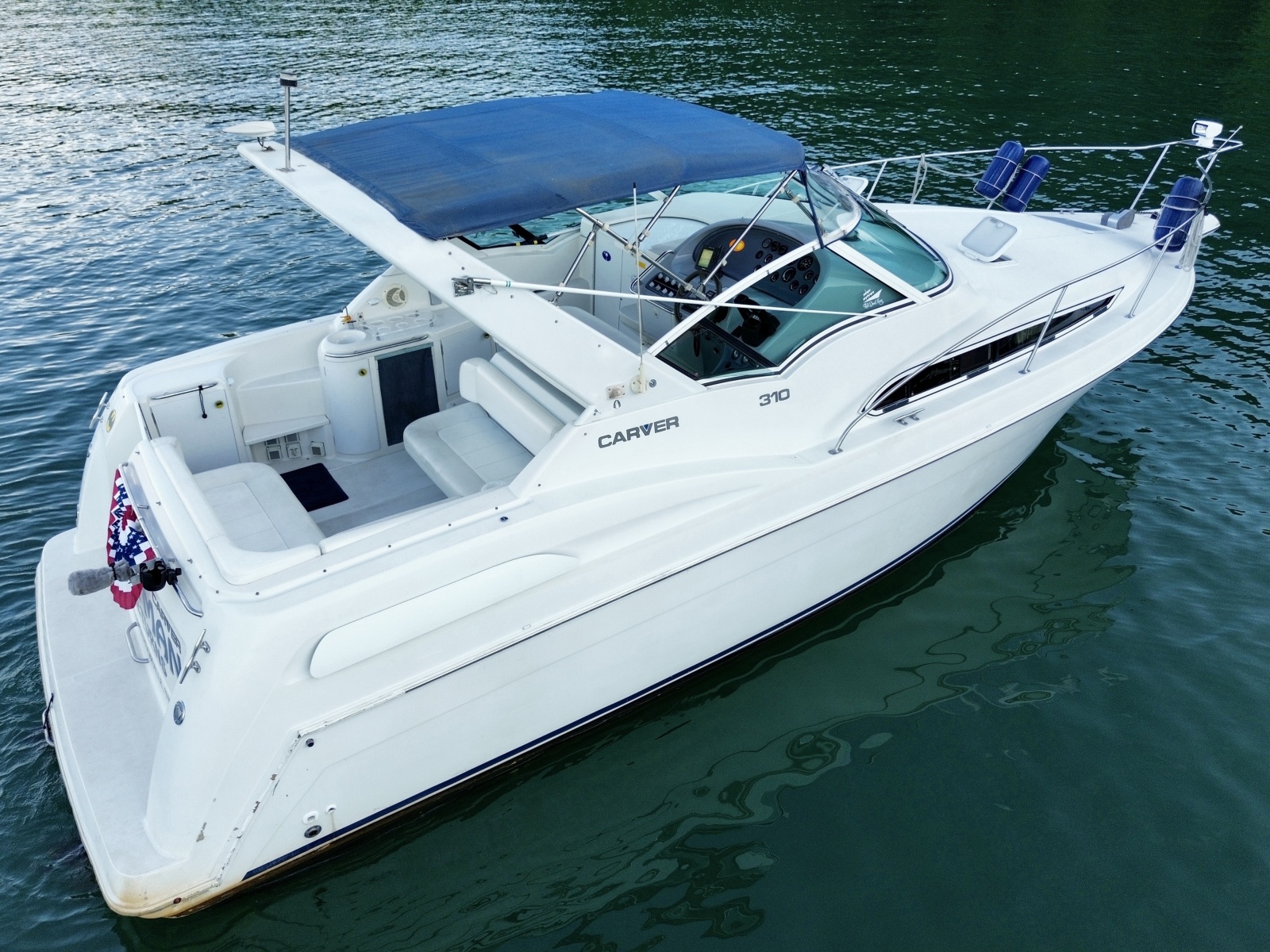 1996 Carver 310 Mid Cabin Express