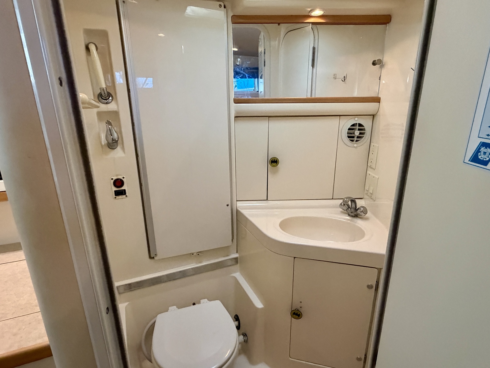 1996 Carver 310 Mid Cabin Express