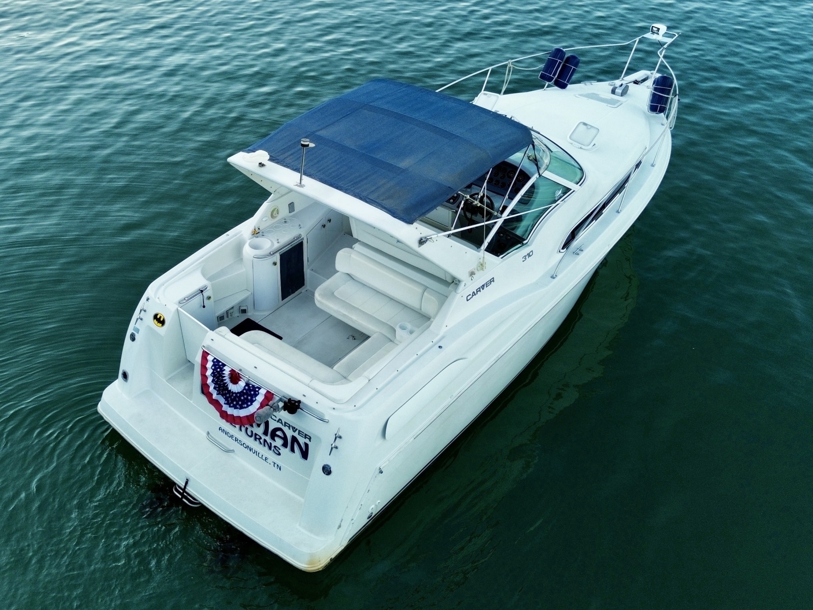 1996 Carver 310 Mid Cabin Express