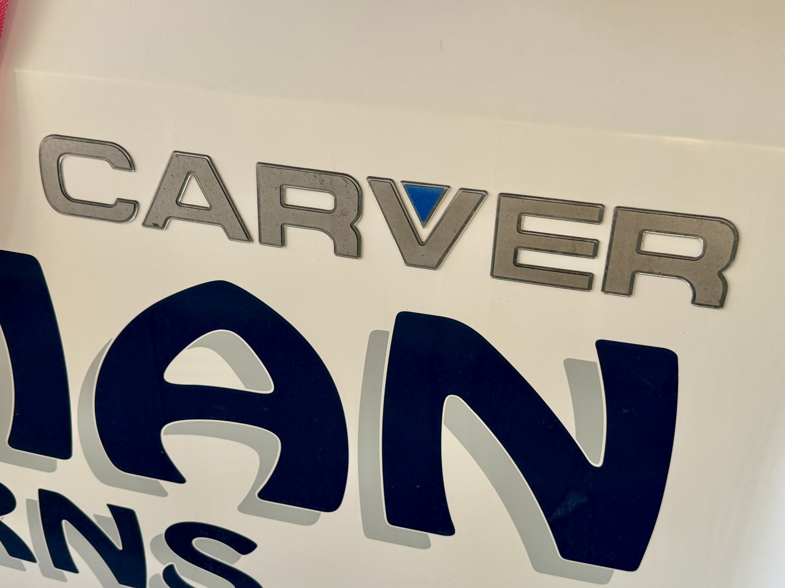 1996 Carver 310 Mid Cabin Express