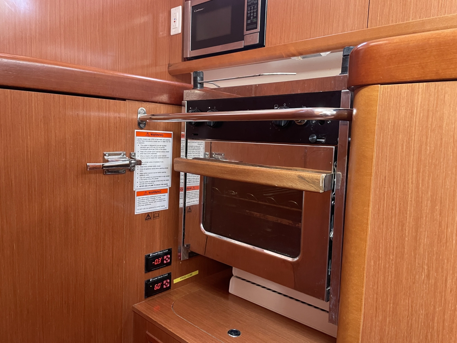 2010 Beneteau 
