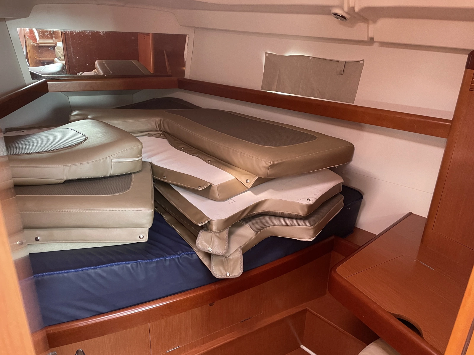 2010 Beneteau 