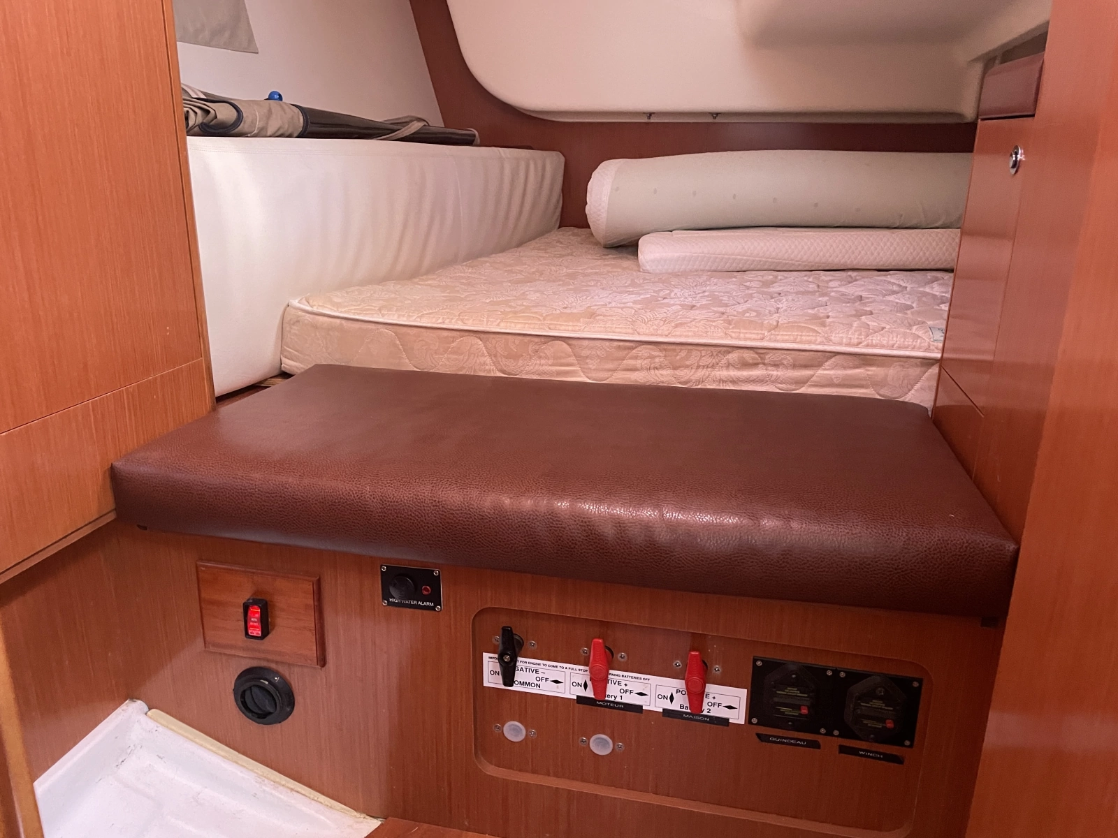 2010 Beneteau 