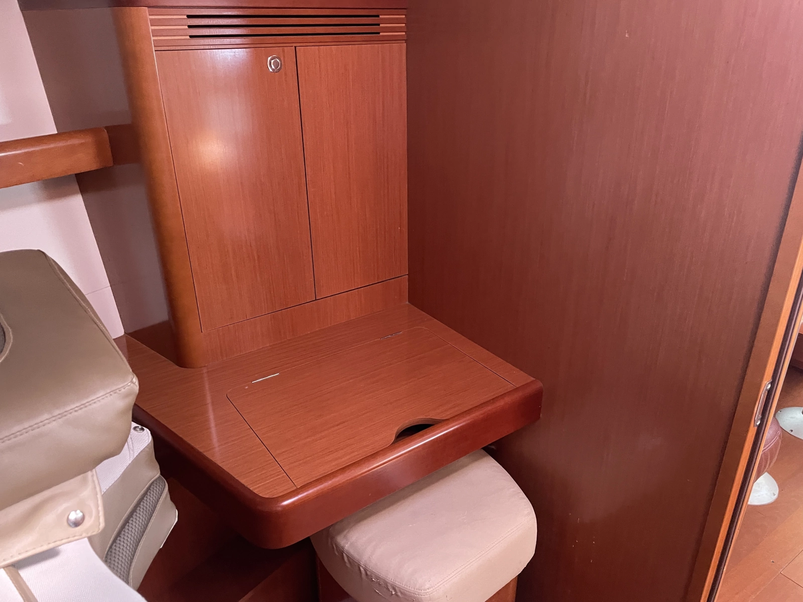 2010 Beneteau 