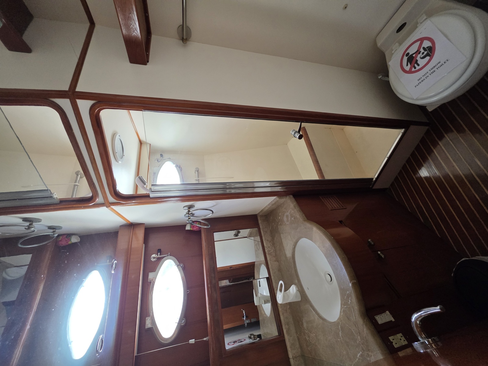 2000 Ocean Alexander 60 Trawler