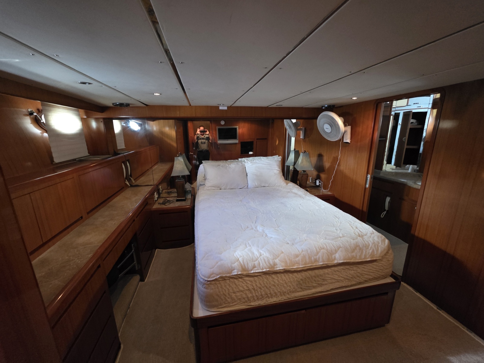 2000 Ocean Alexander 60 Trawler