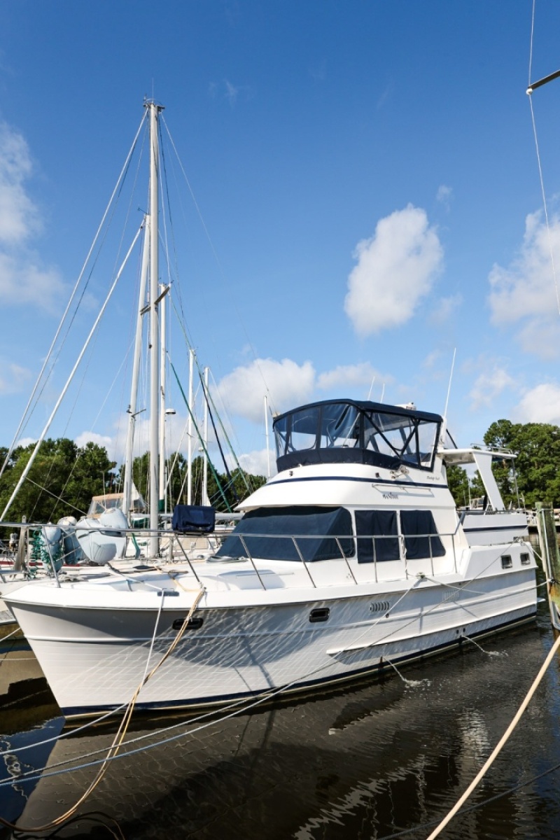 2006 Heritage East 36 Sundeck