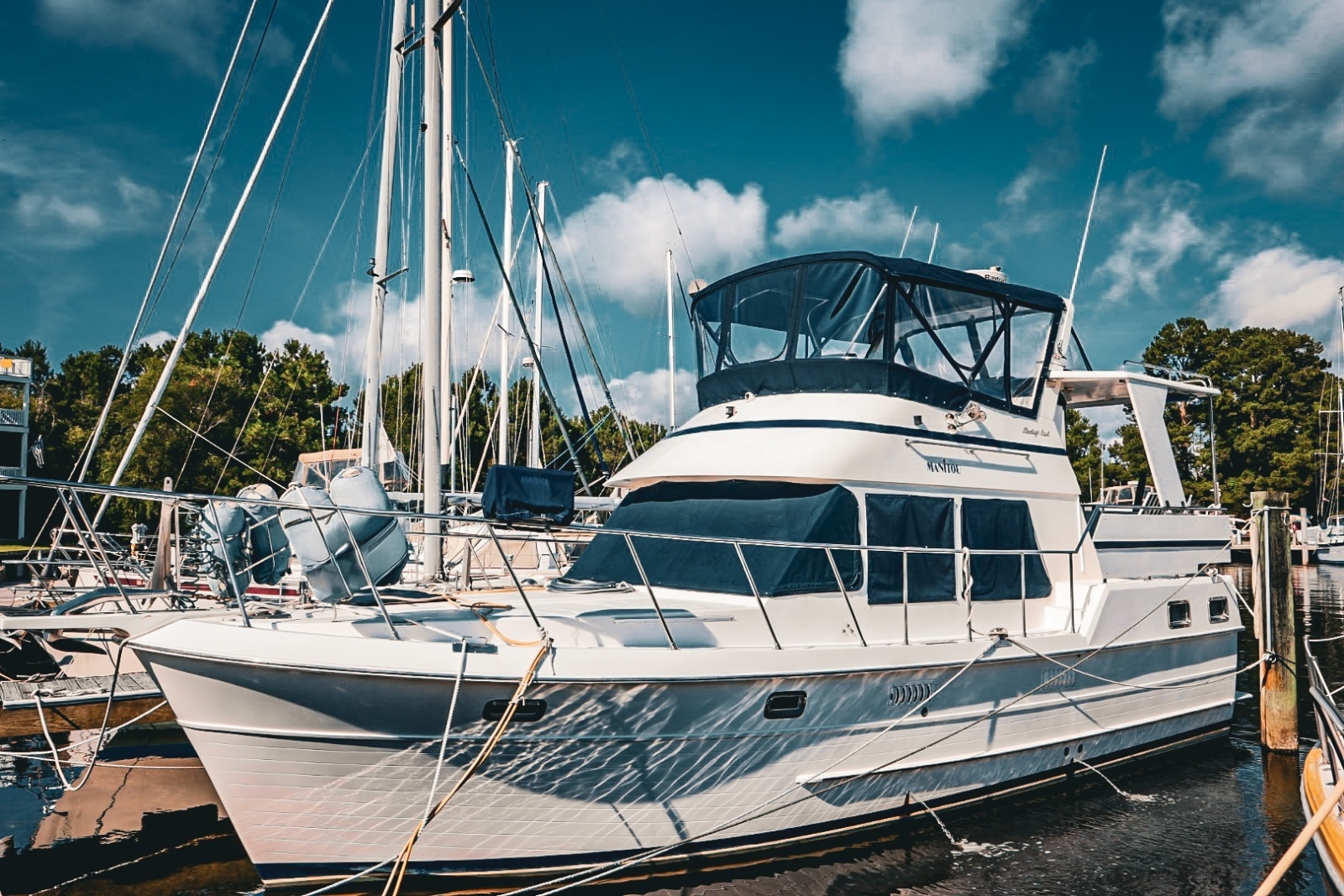 2006 Heritage East 36 Sundeck