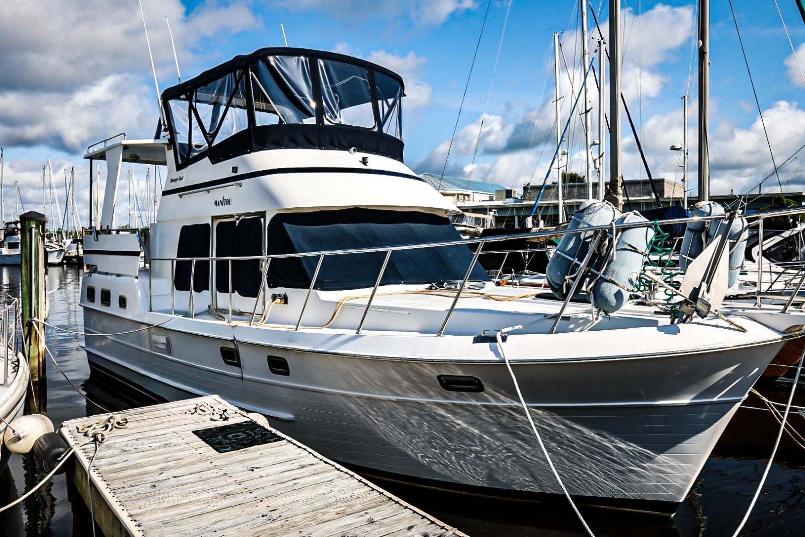2006 Heritage East 36 Sundeck