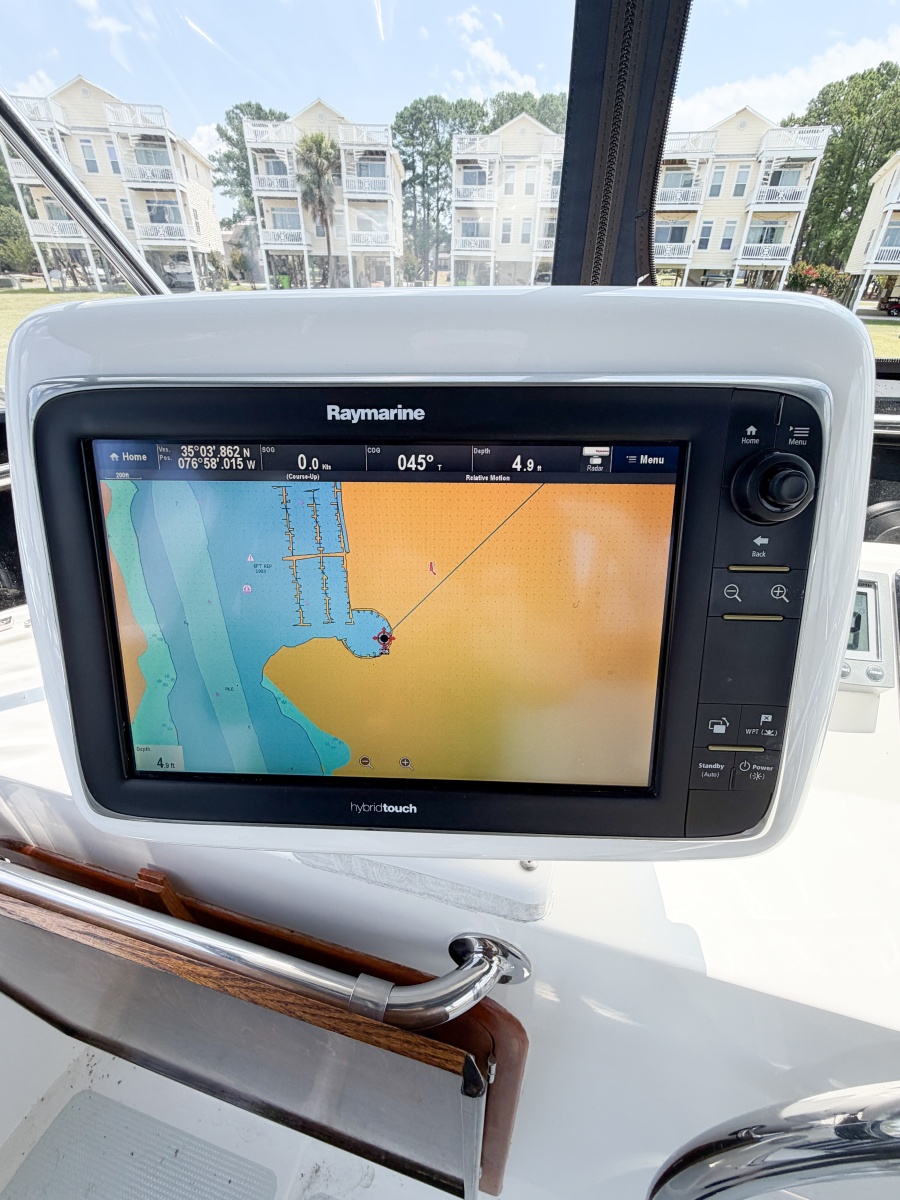 2006 Heritage East 36 Sundeck