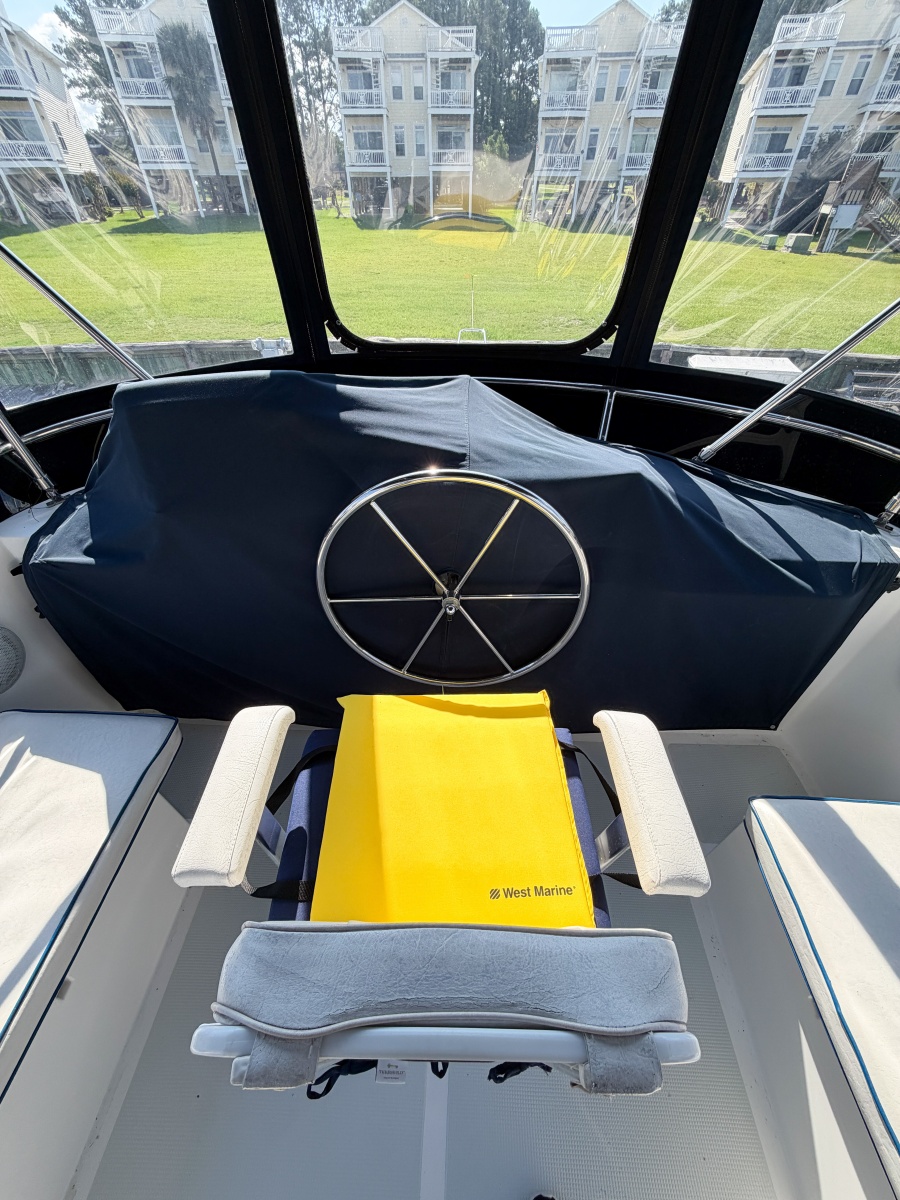 2006 Heritage East 36 Sundeck