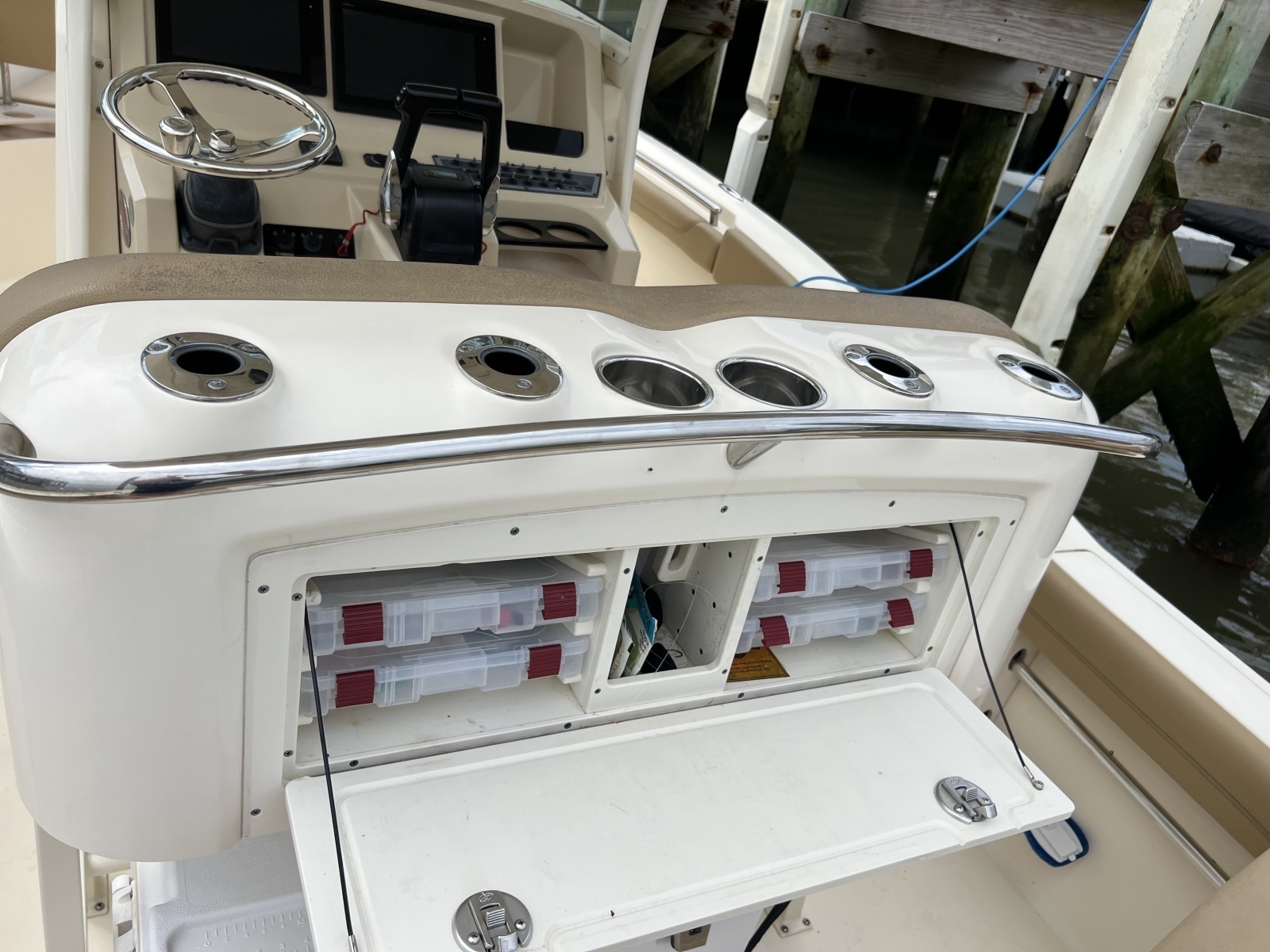2018 Scout 255 LXf