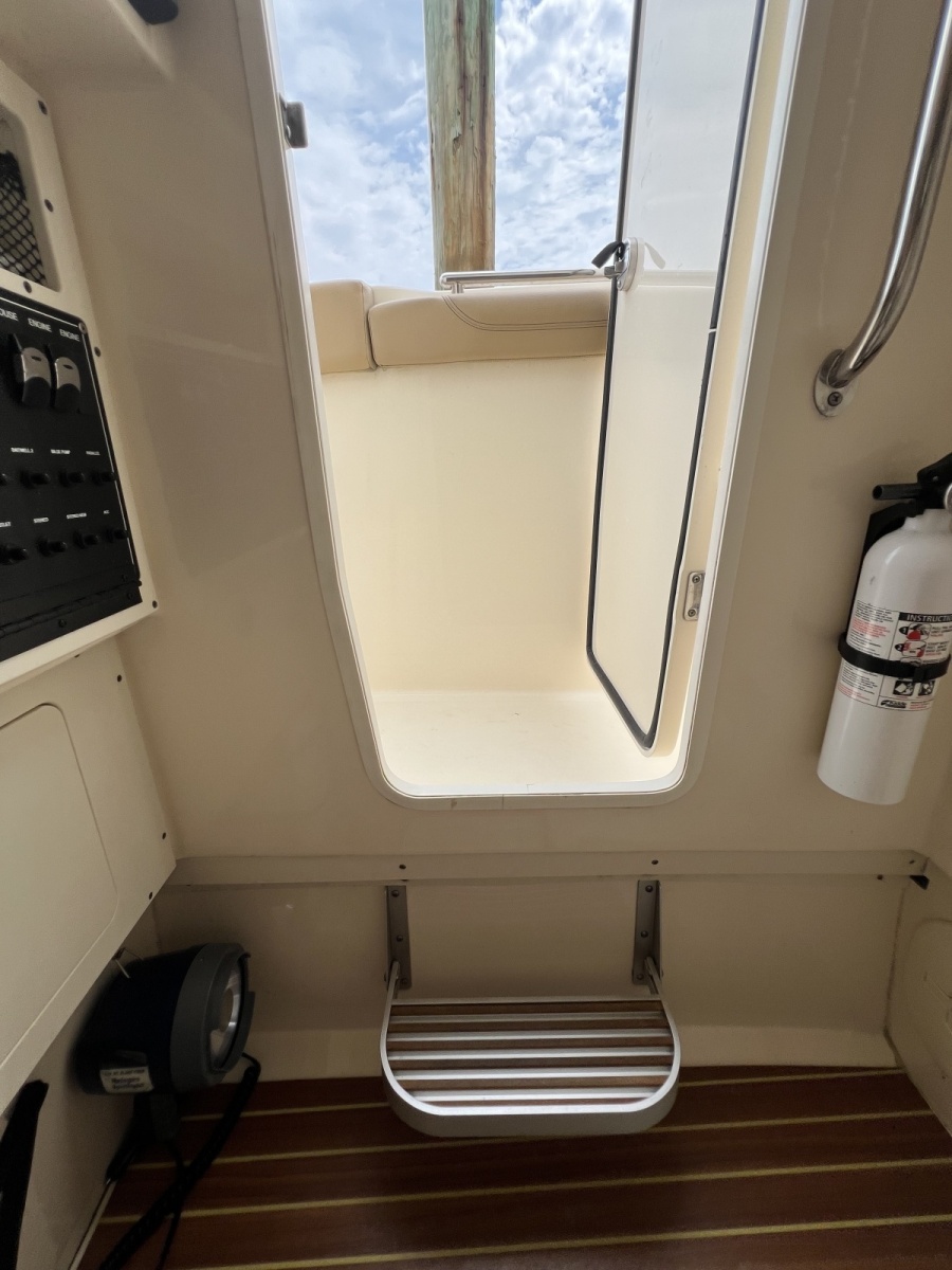 2018 Scout 255 LXf