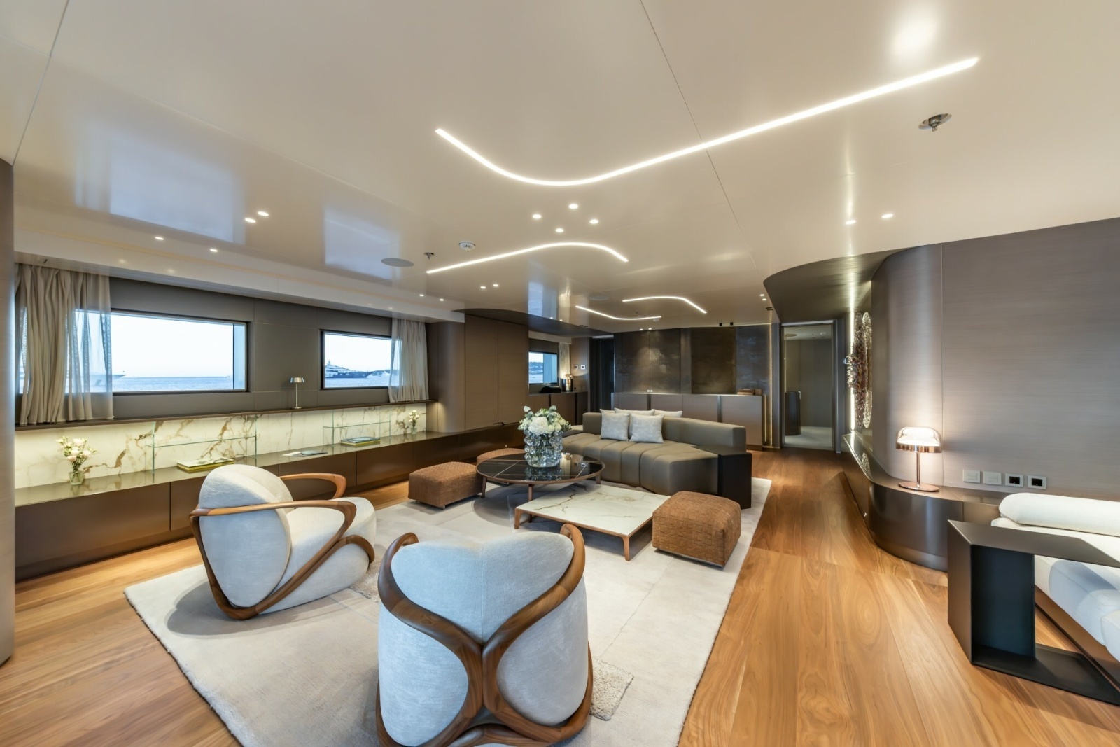 Upper Deck Salon