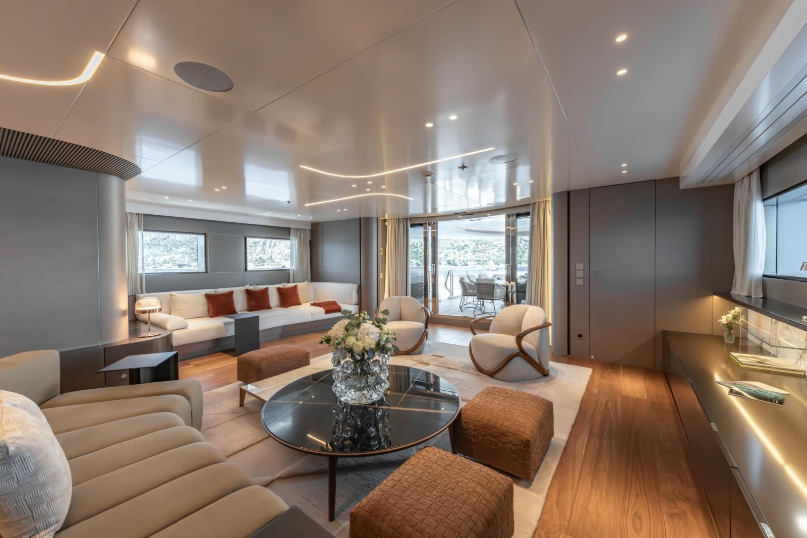 Upper Deck Salon