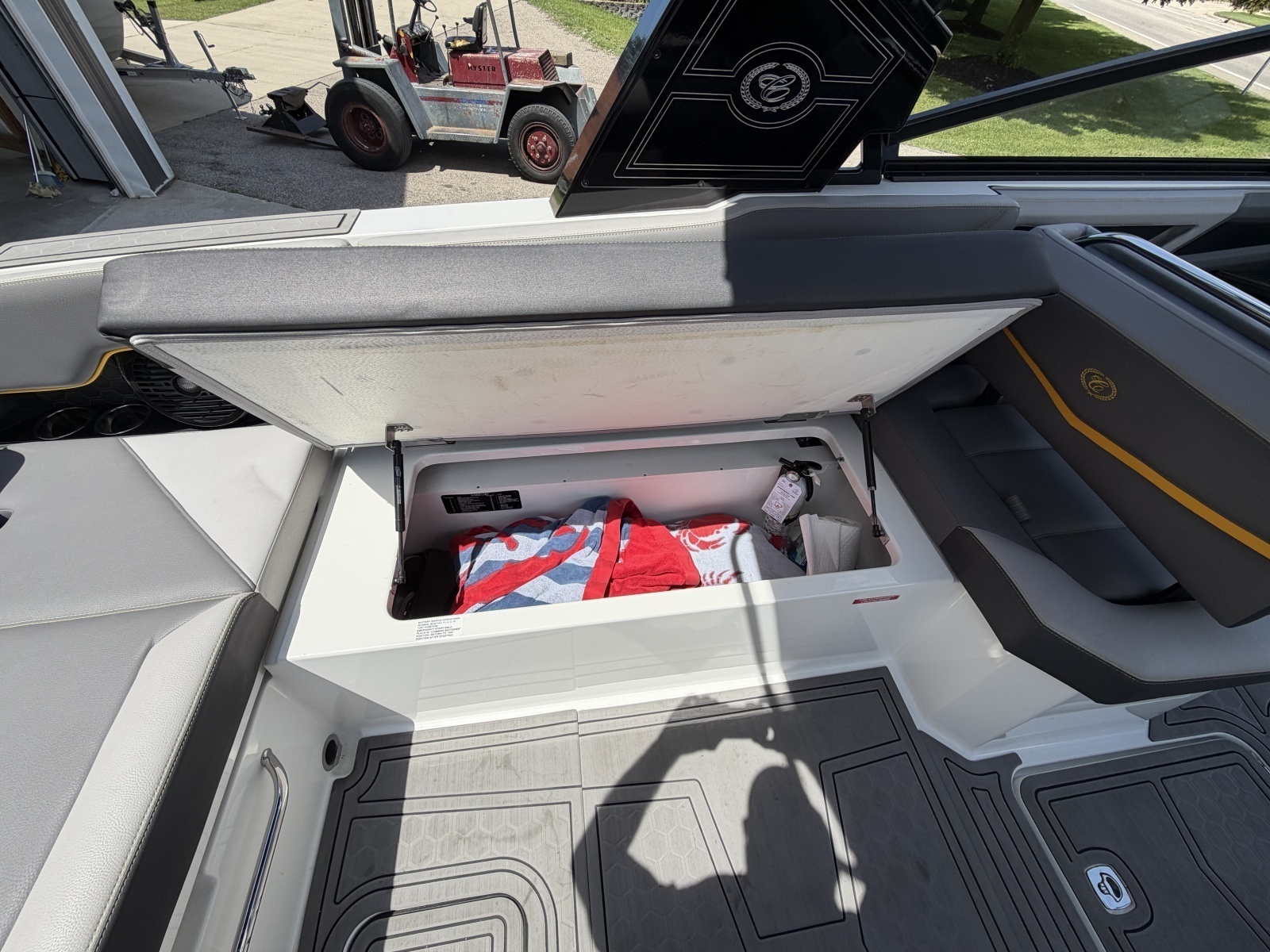 2021 Cobalt R8 Surf
