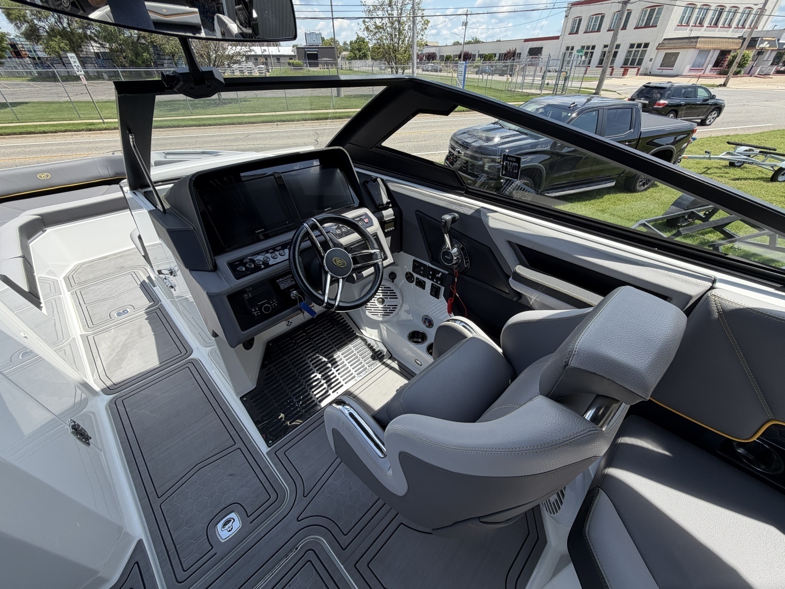 2021 Cobalt R8 Surf