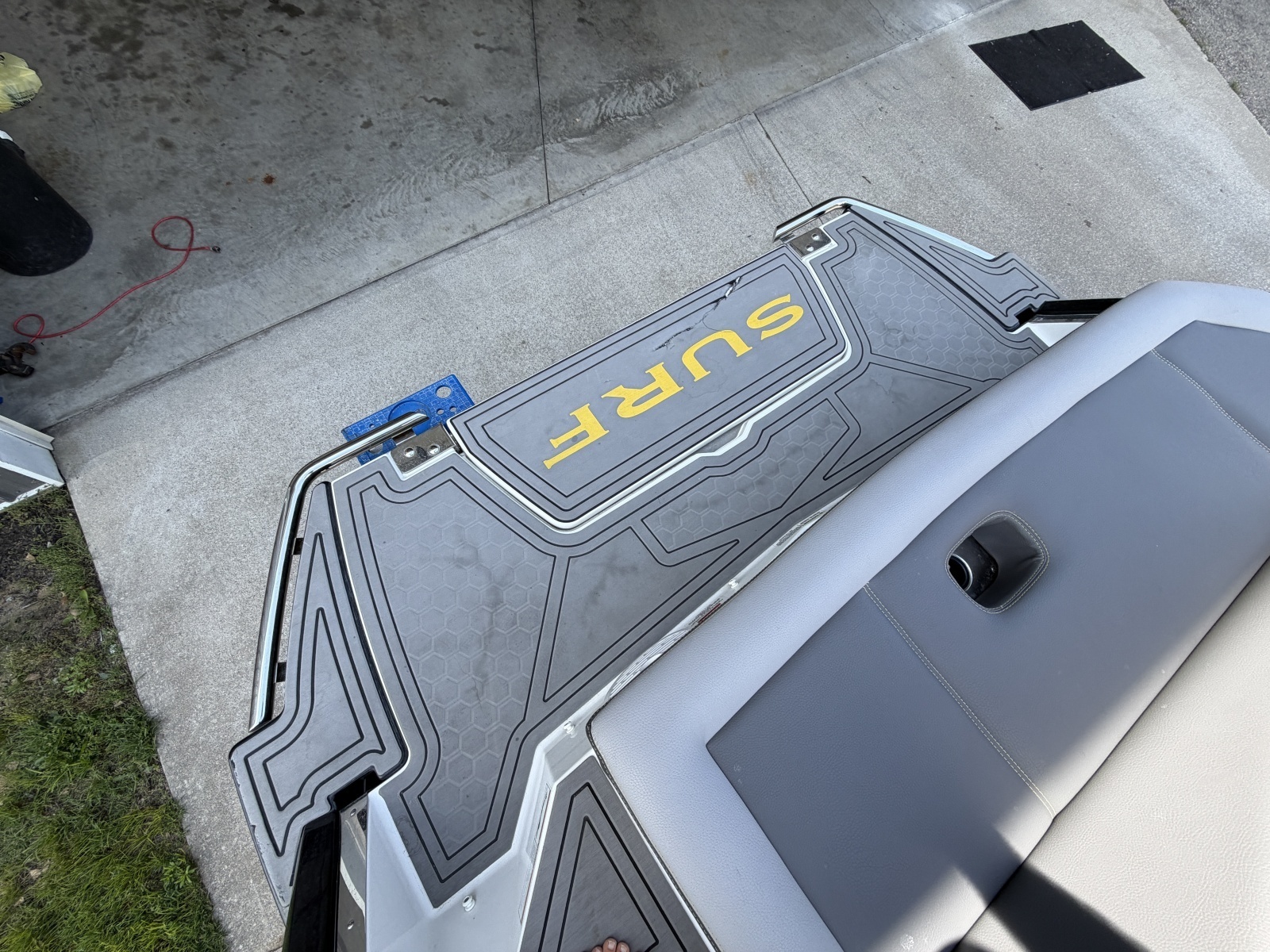 2021 Cobalt R8 Surf