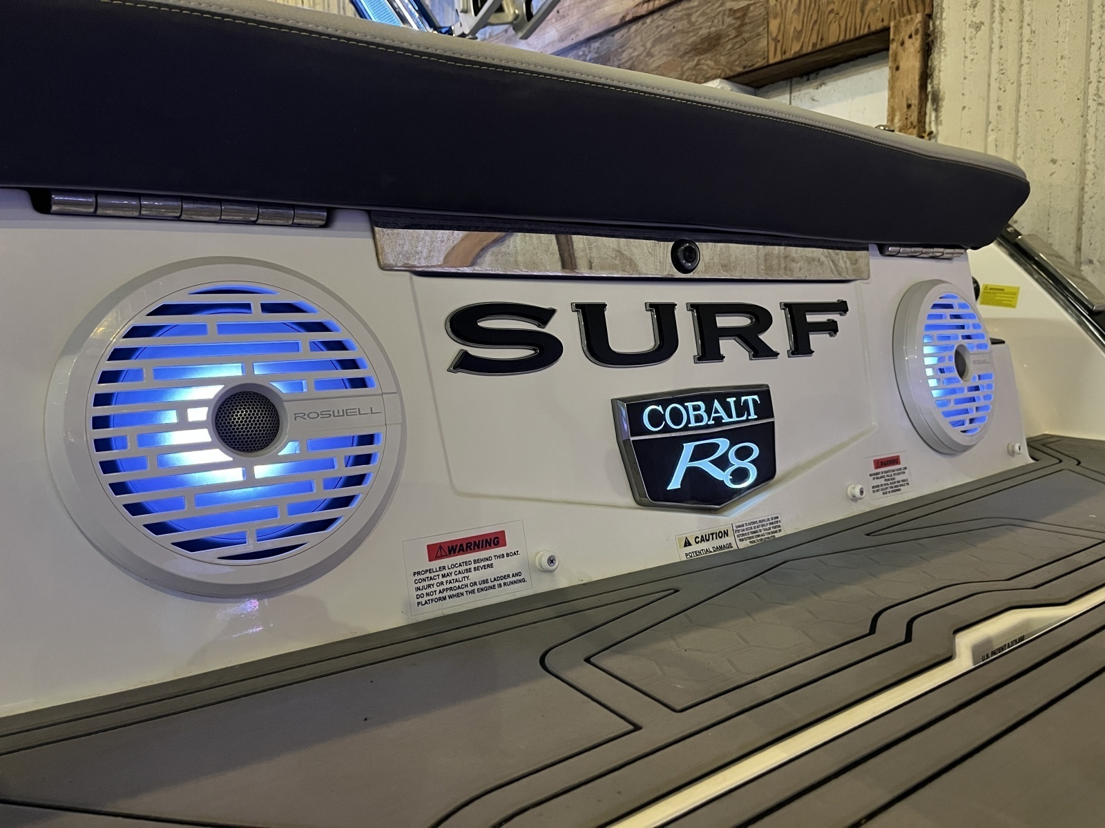 2021 Cobalt R8 Surf
