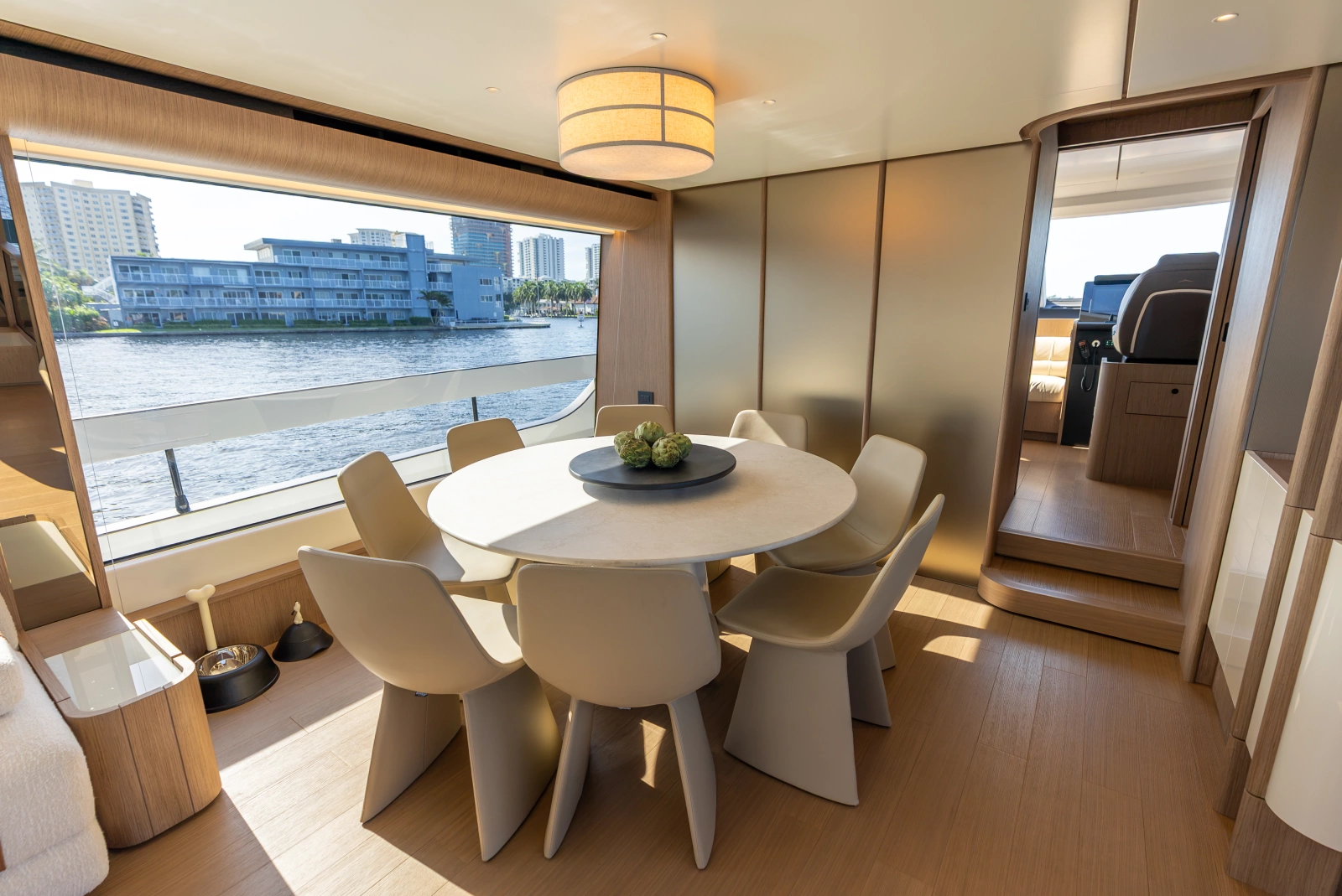 82ft Azimut Yacht For Sale