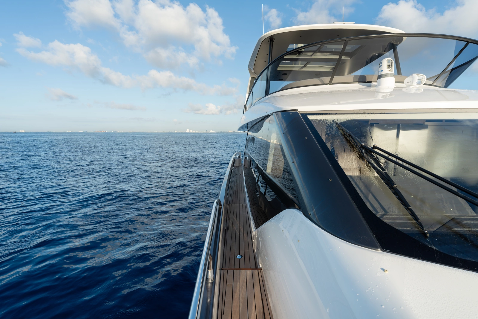 82ft Azimut Yacht For Sale