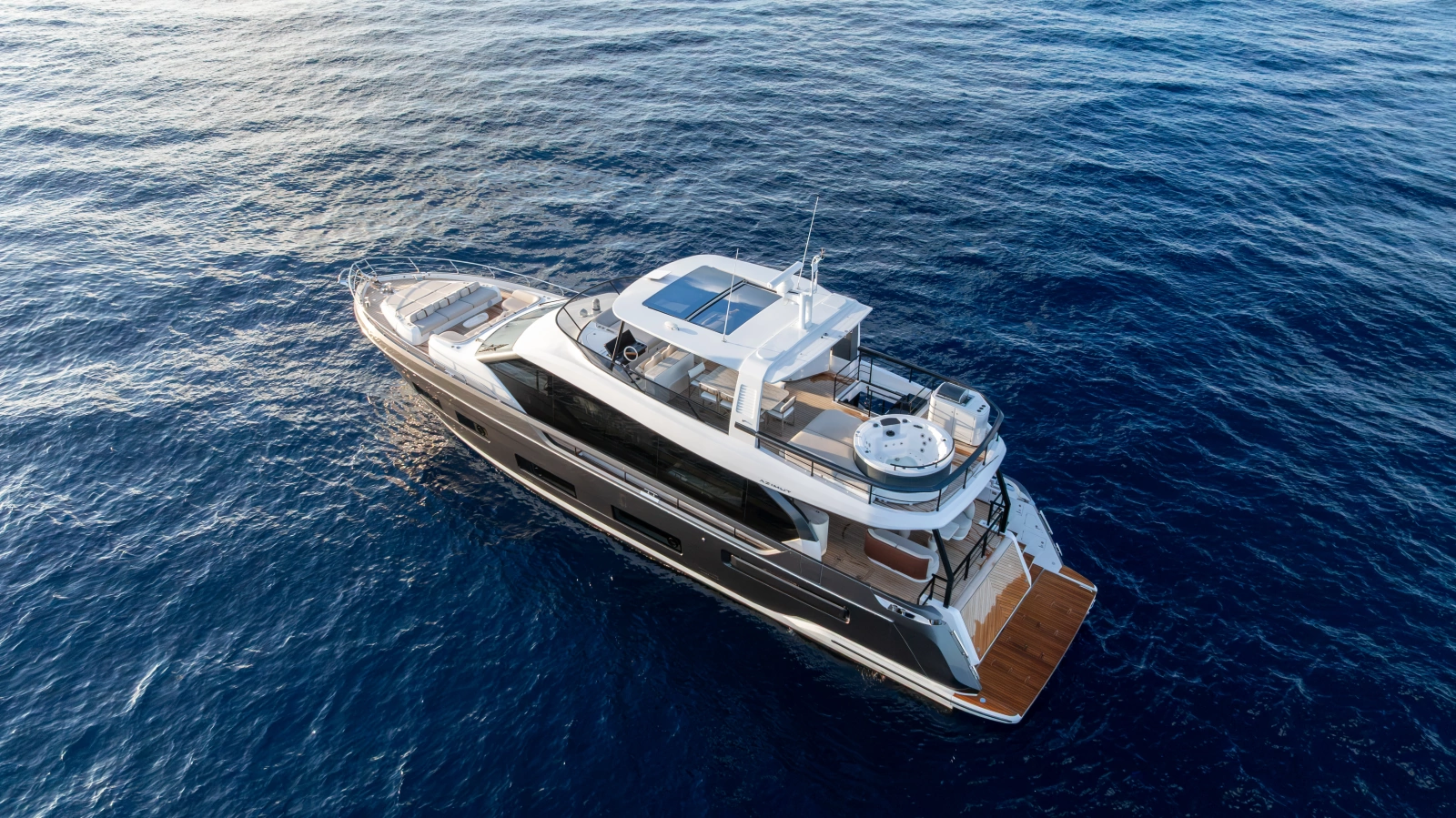 82ft Azimut Yacht For Sale