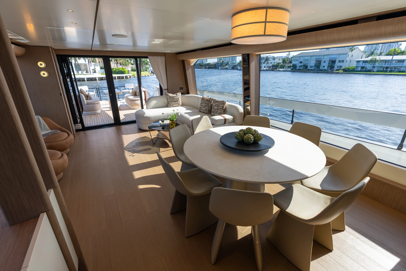 82ft Azimut Yacht For Sale