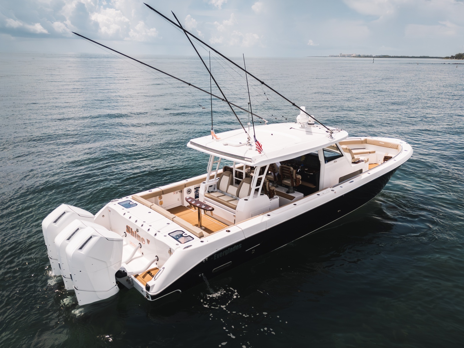 2023 Everglades 455CC