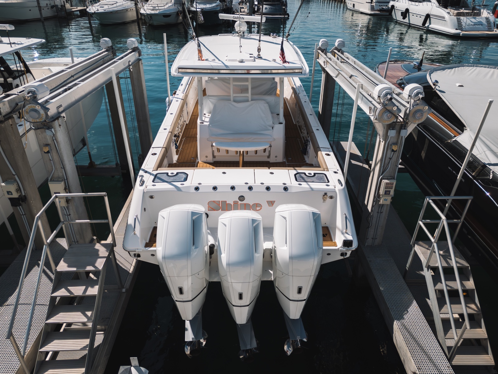 2023 Everglades 455CC